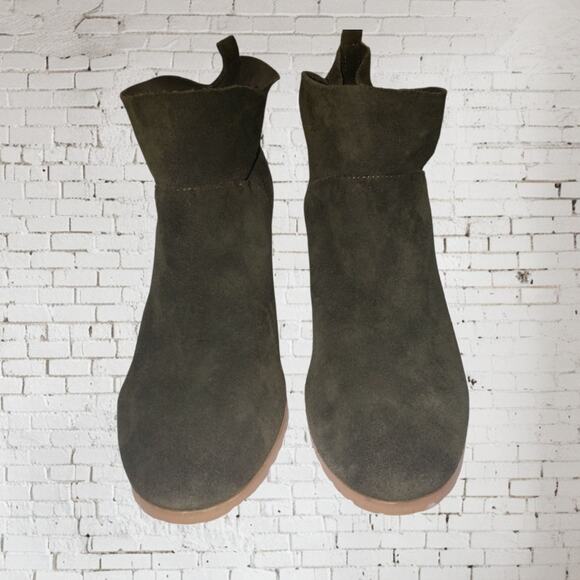 Crown Vintage Darcie Olive Ankle Boot Womens Sz 8M Soft Leather Boho Classic - Picture 2 of 11